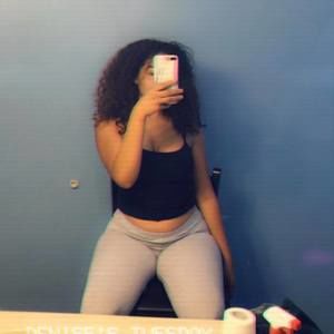 Meet your Posher, Denise